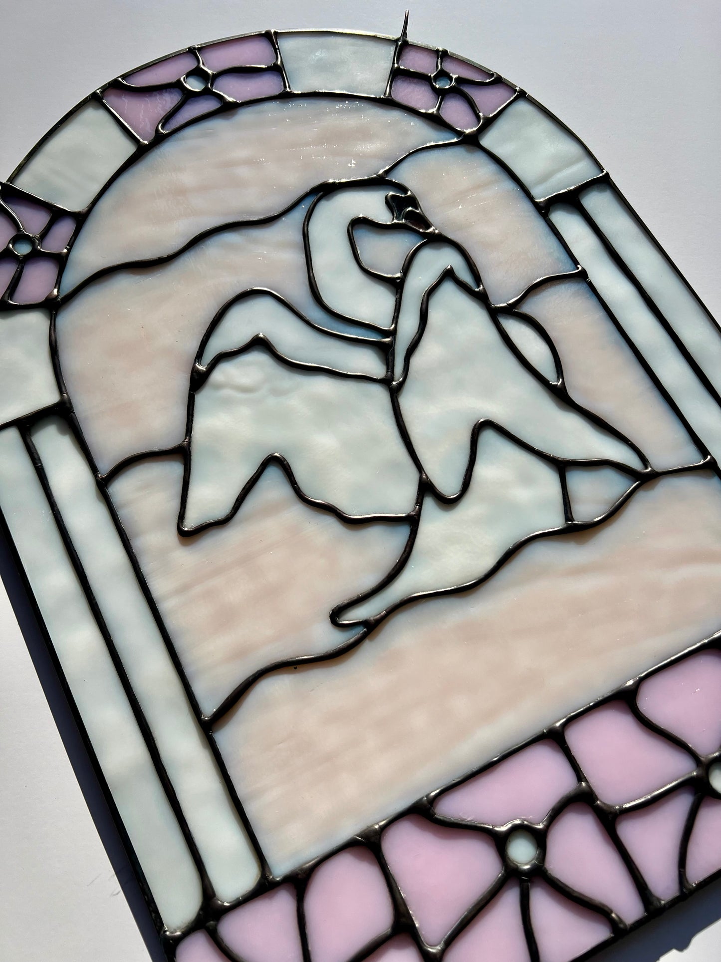Swan Arch /Pink