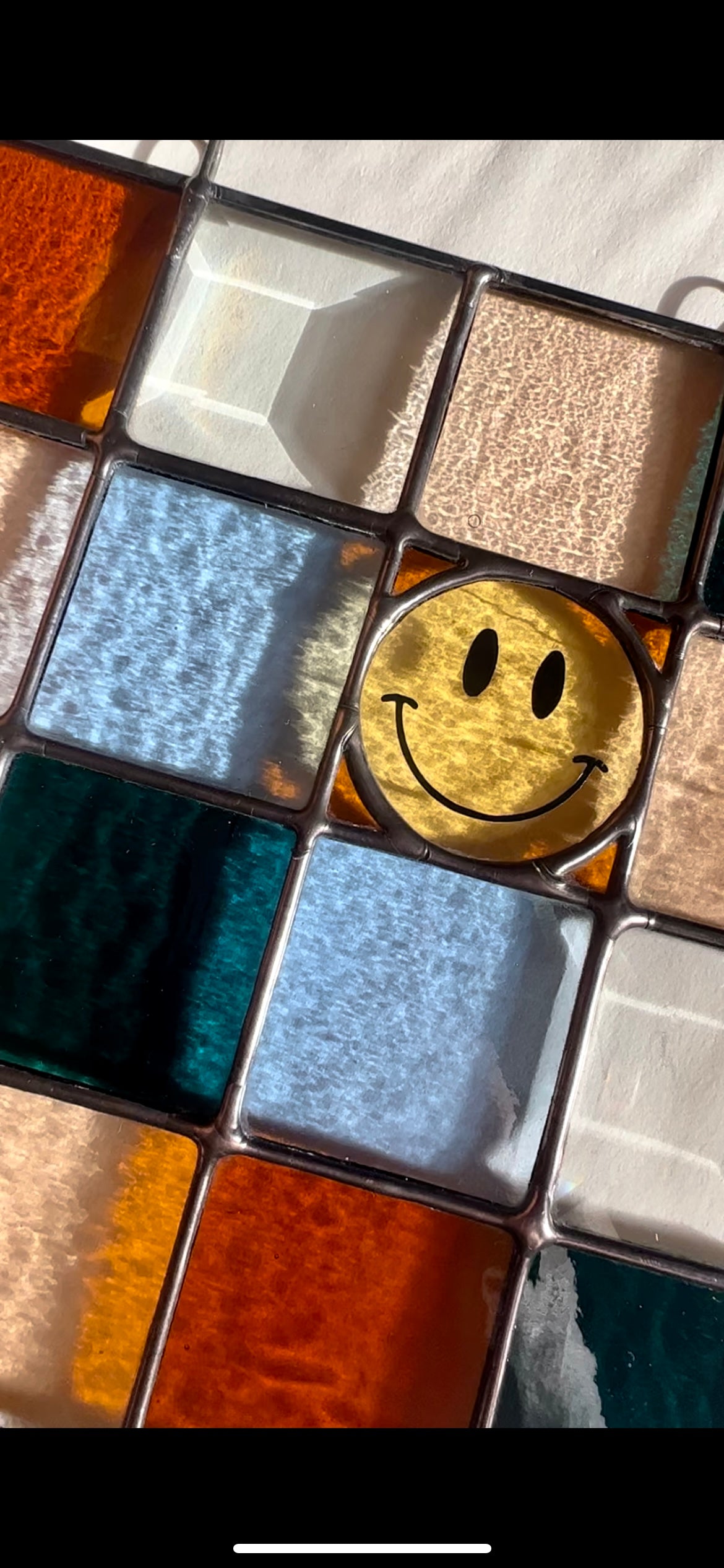 Happy Panel 1