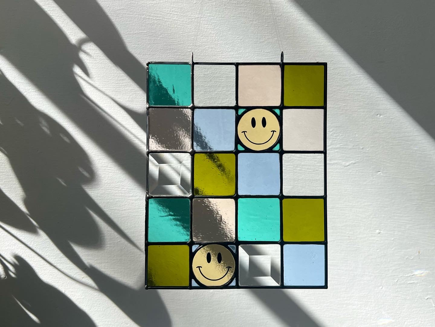 Happy Panel 4