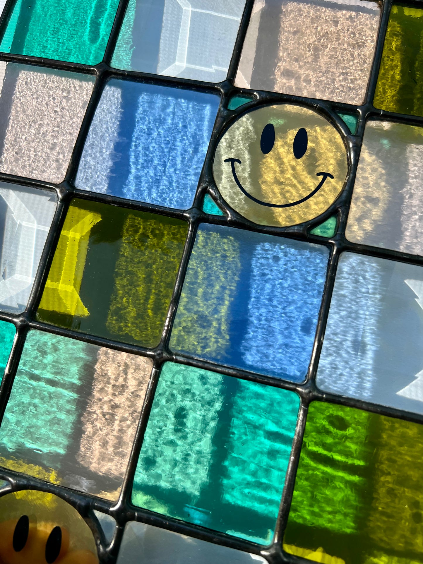 Happy Panel 4