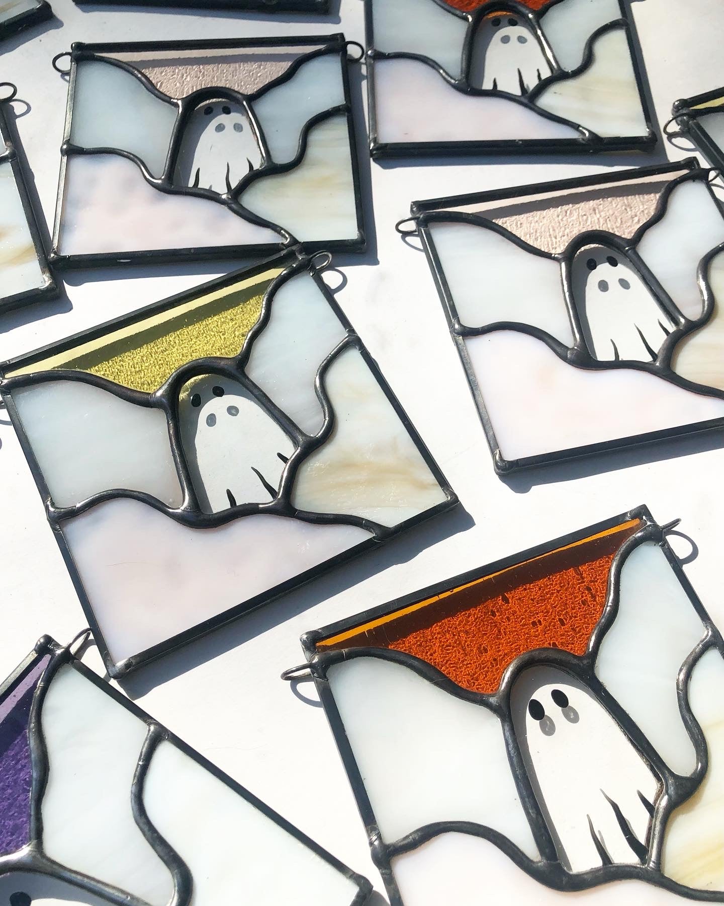 PREORDER / small ghosties