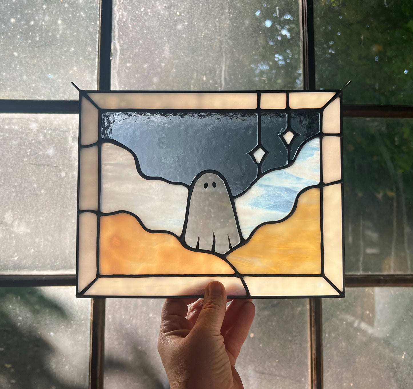 PREORDER / large ghostie