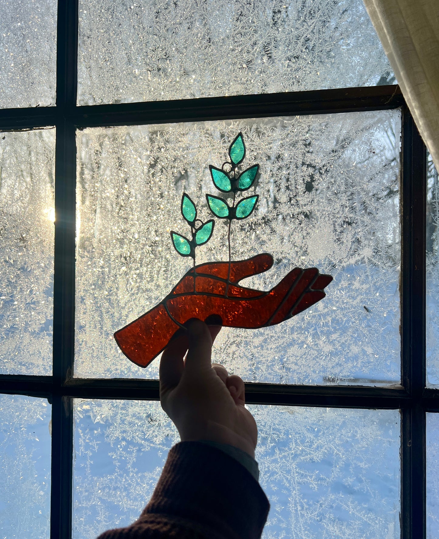 always growing hands