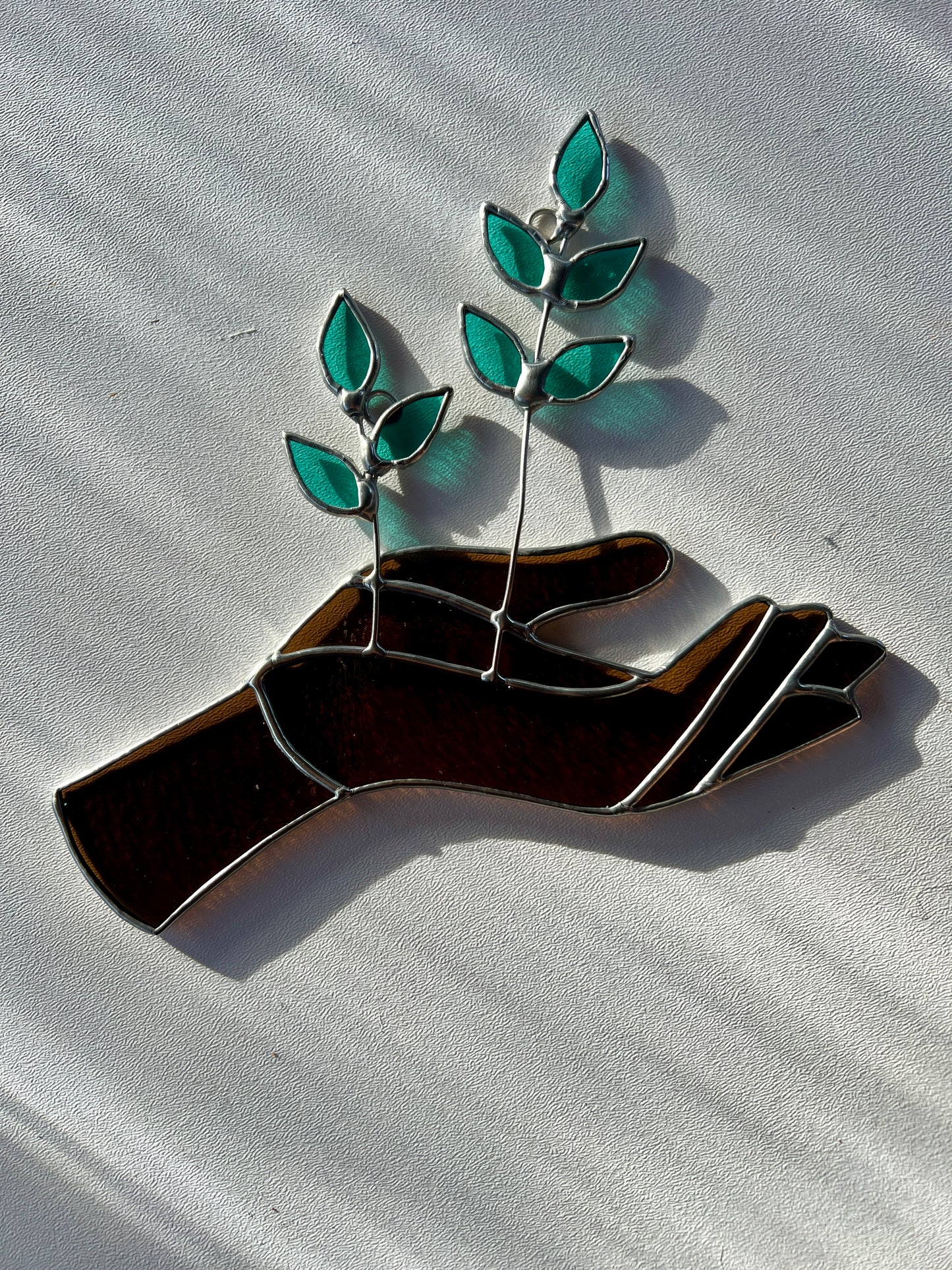 always growing hands