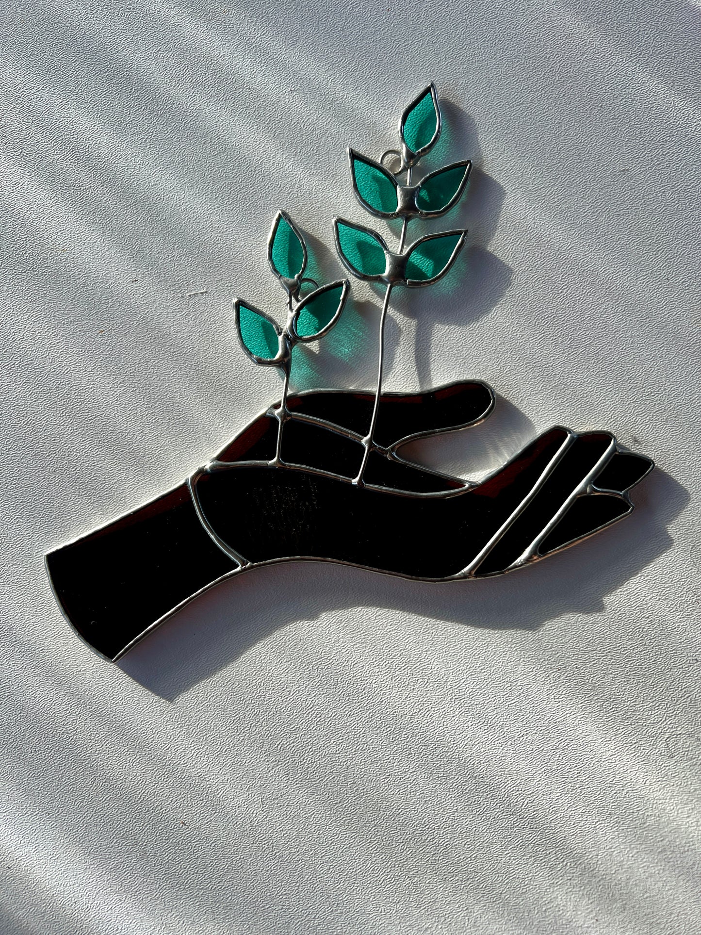 always growing hands